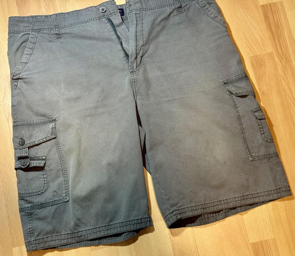 Airwalk Cargo Shorts Mens 38 Gray Outdoor Casual Utility Pockets 100% Cotton - Picture 2 of 10